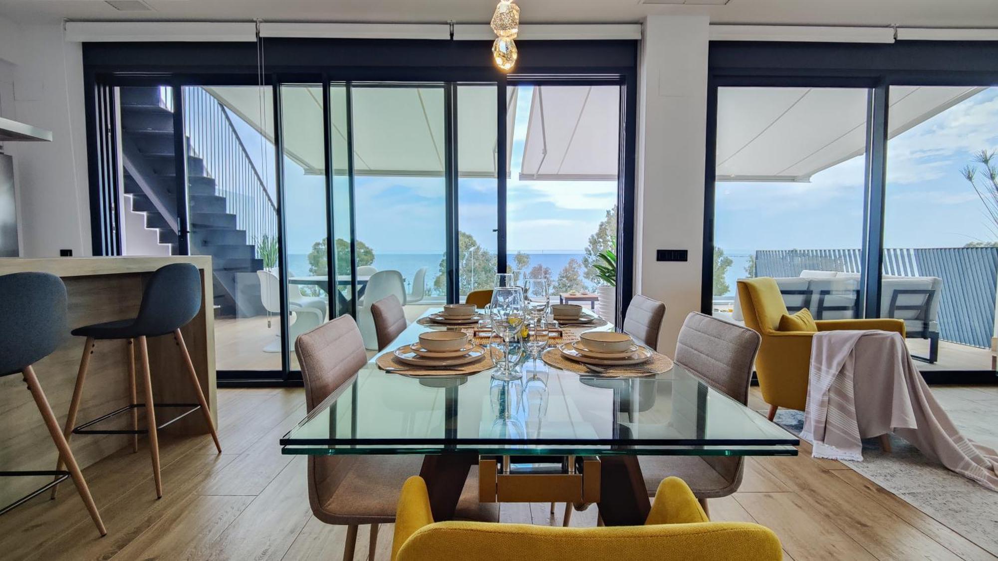 ויאחויוסה Allonbay Sea Front Luxury Penthouse מראה חיצוני תמונה